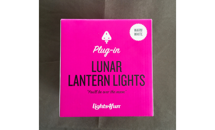 life-is-strange-polaroid-wall-lunar-lantern-lights